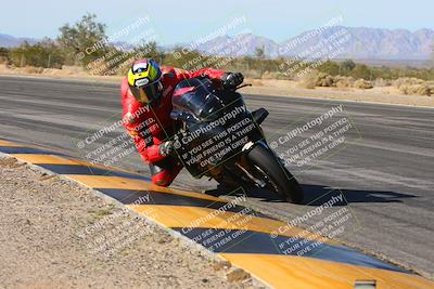 media/Feb-03-2024-SoCal Trackdays (Sat) [[767c60a41c]]/12-Turn 3 Inside (220pm)/